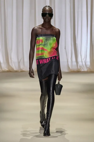 Look 36